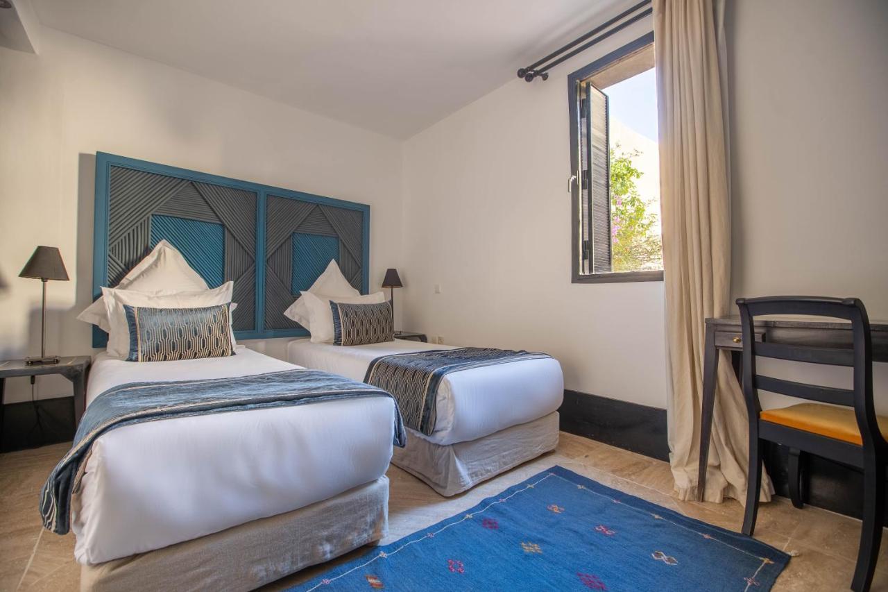 Riad & Spa Azzouz Marrakesh Bagian luar foto